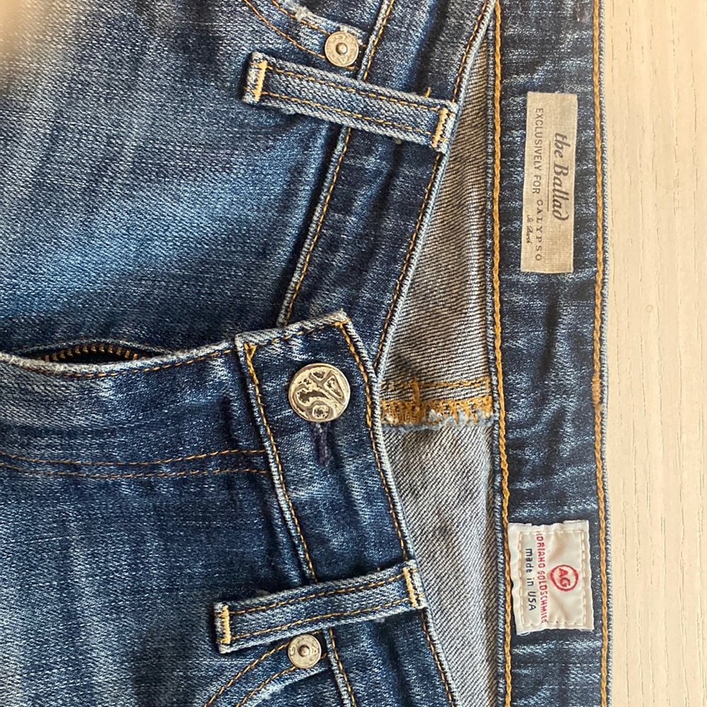 AG Ballad Jean - size 28 - lighter wash denim